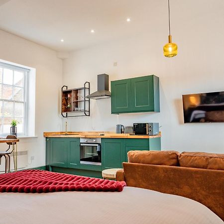Whiskawaystays Foregate Studio No 6 Устър Екстериор снимка