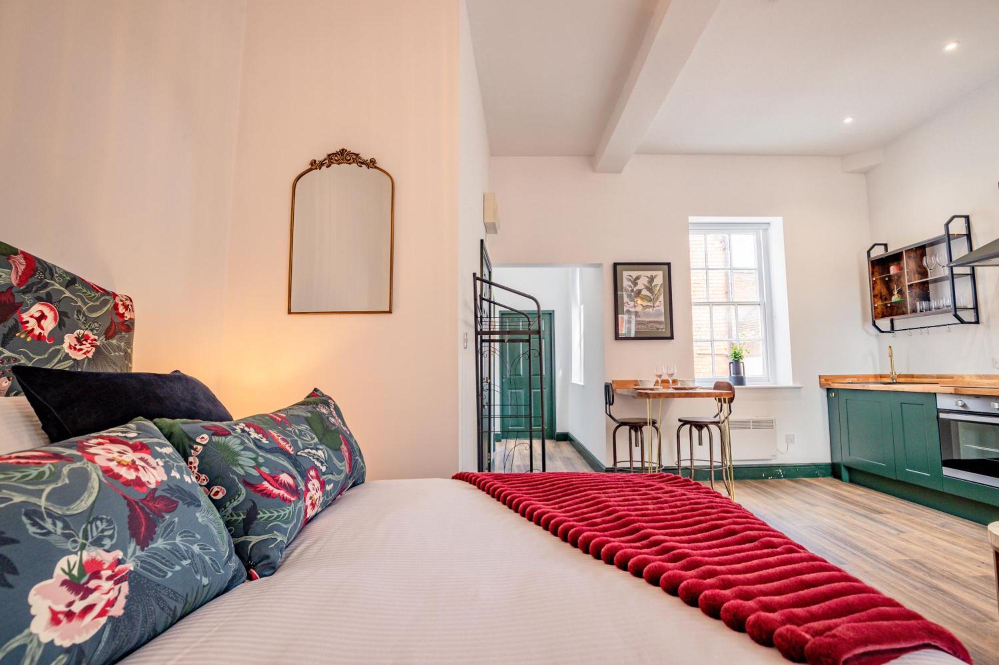 Whiskawaystays Foregate Studio No 6 Устър Екстериор снимка