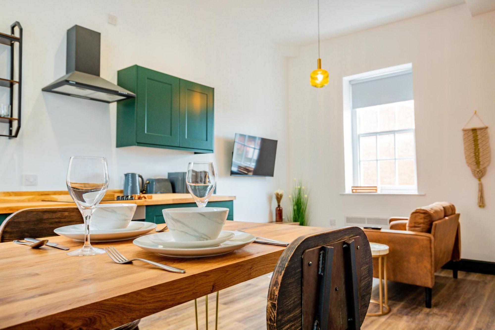 Whiskawaystays Foregate Studio No 6 Устър Екстериор снимка